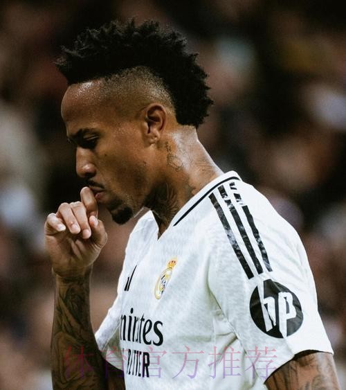 罗马诺-皇马组织内部比赛 考察裤袜、米利唐状态